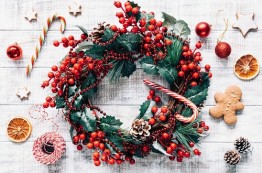 С наступающими праздниками и Новым 2018 годом!