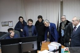 Замминистра строительства и жилищно-коммунального хозяйства РФ Андрей Чибис ознакомился с системой ведения реестра муниципального имущества